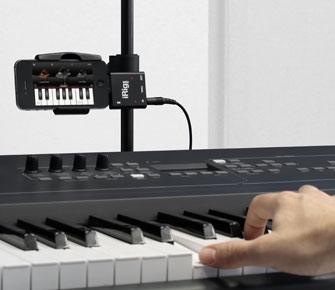 Playing with iGrand Piano