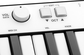 iRig Keys 25 modulation and pitch wheels