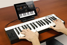 iRig KEYS PRO with iPad