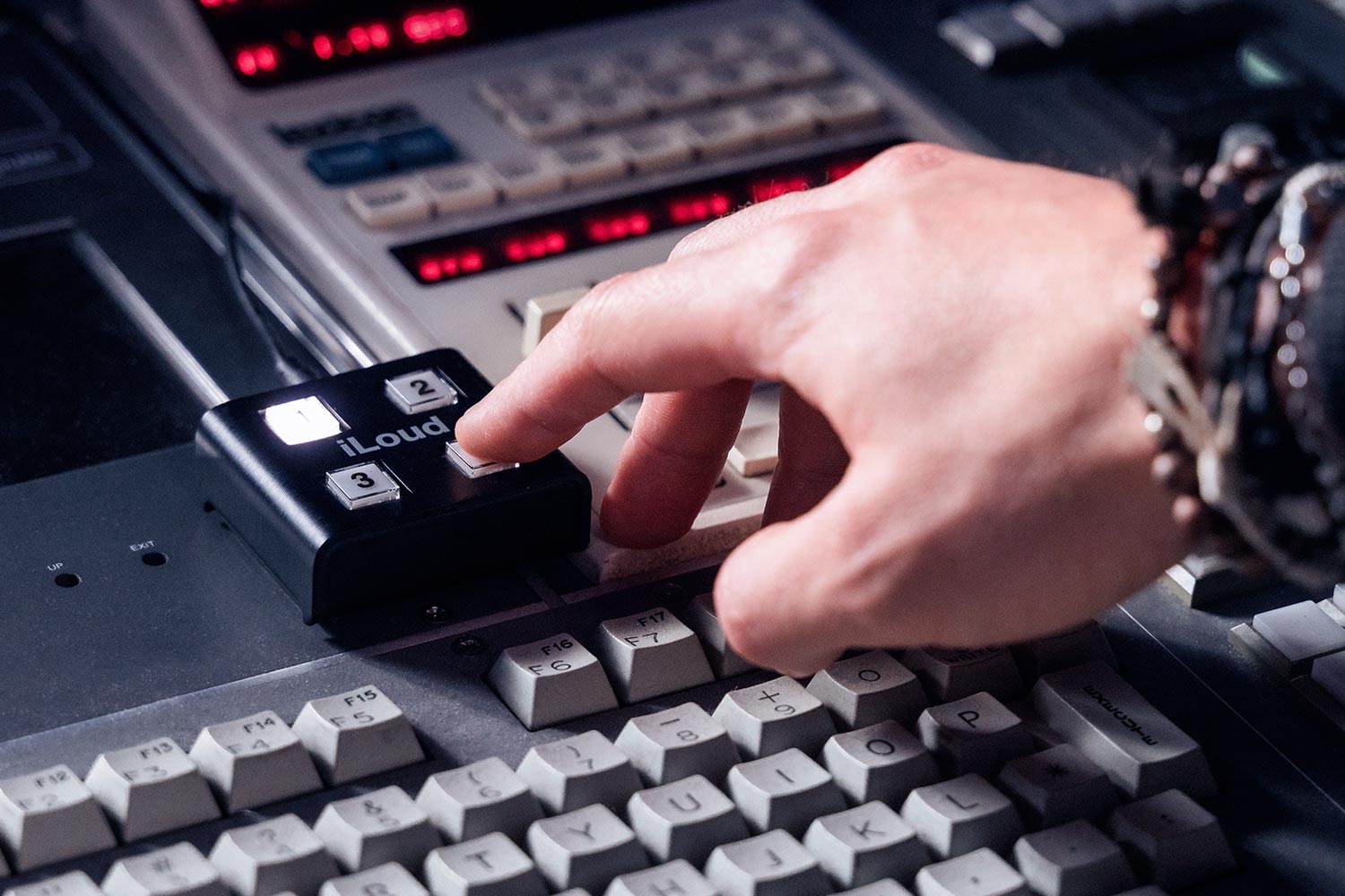 iLoud Precision MKII Wired Remote Control