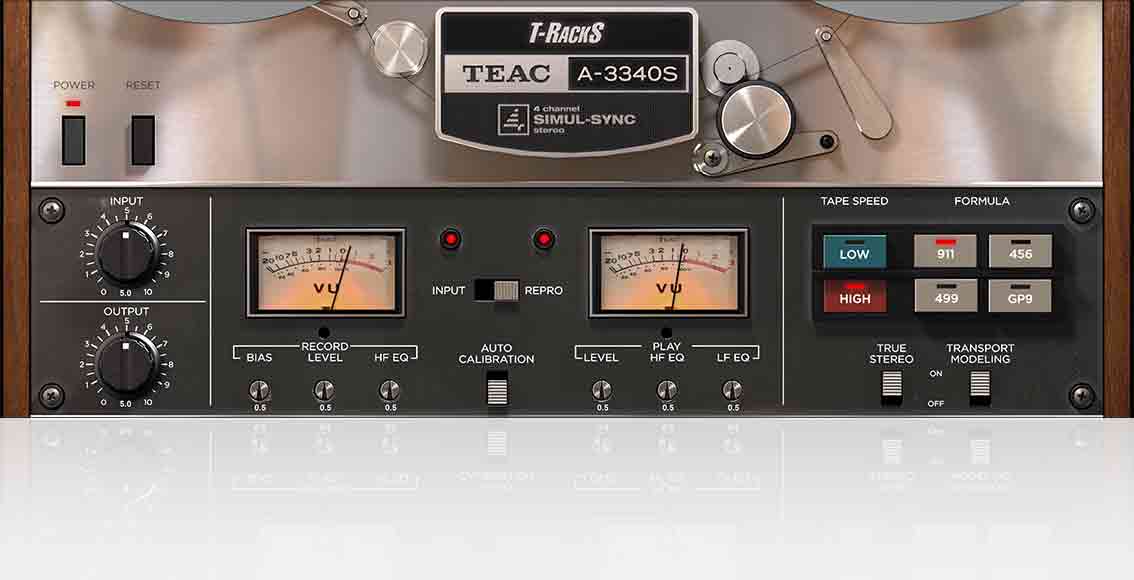 Teac A-3340S 4 Track Vintage Analogue Reel To Reel Tape Recorder