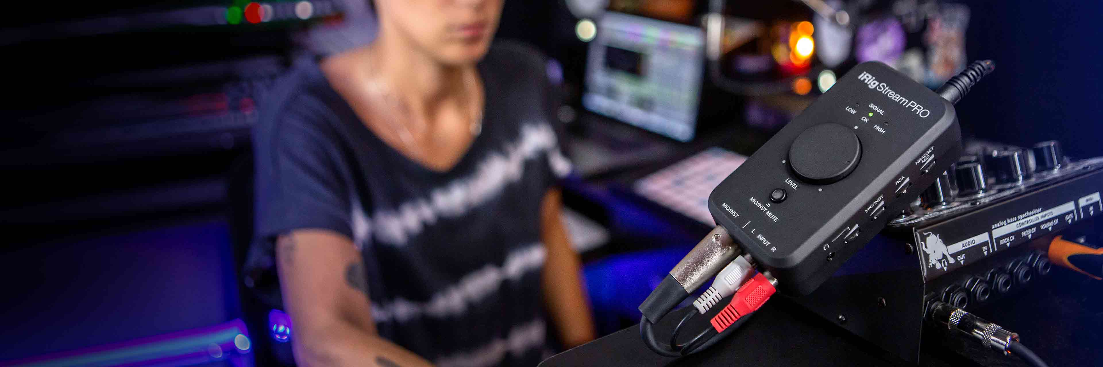 IK Multimedia iRig Stream 2-channel recording & live-streaming audio  interface for iPhone, iPad, Android and Mac/PC - Showtime Music