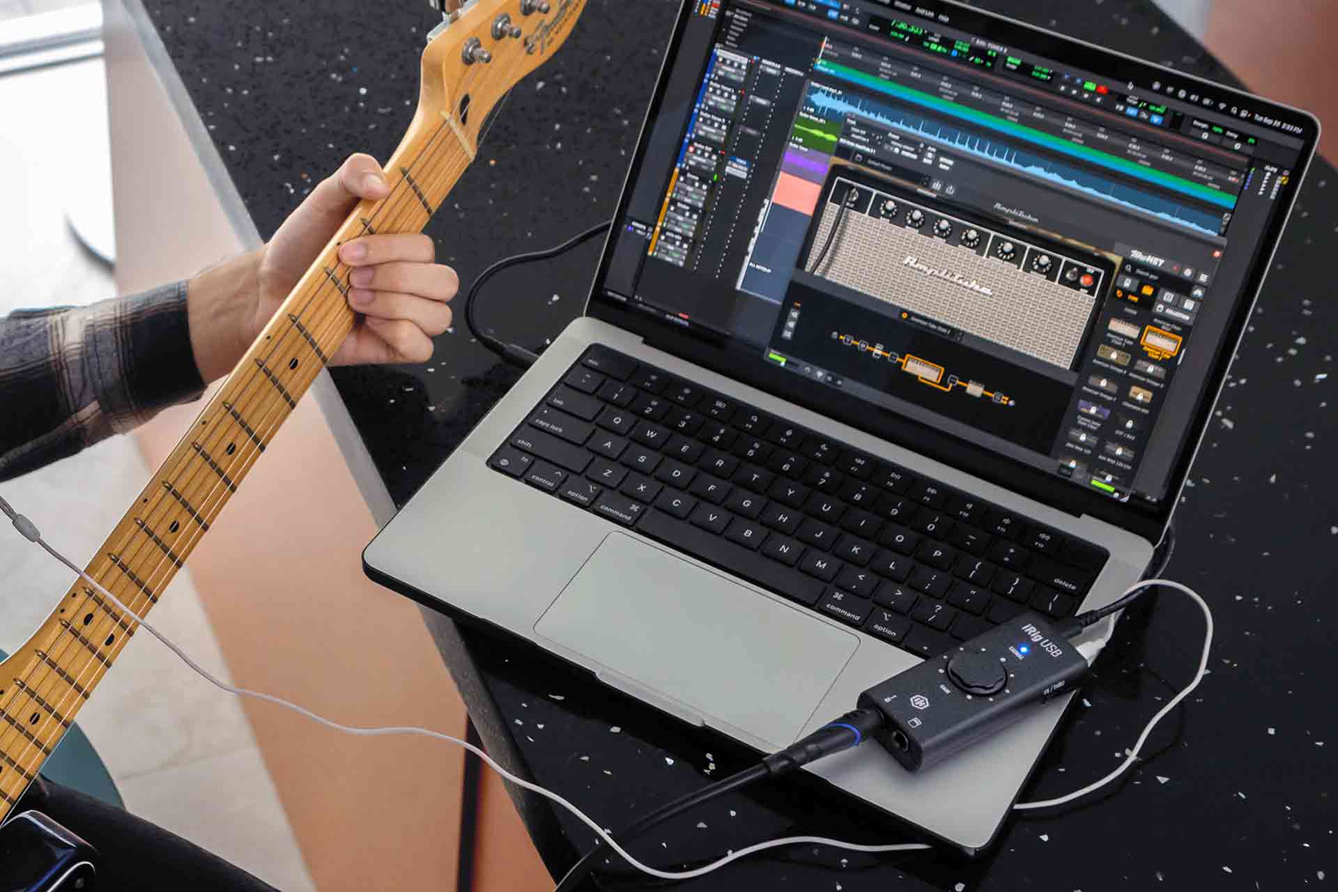 AmpliTube iRig (photos) - CNET