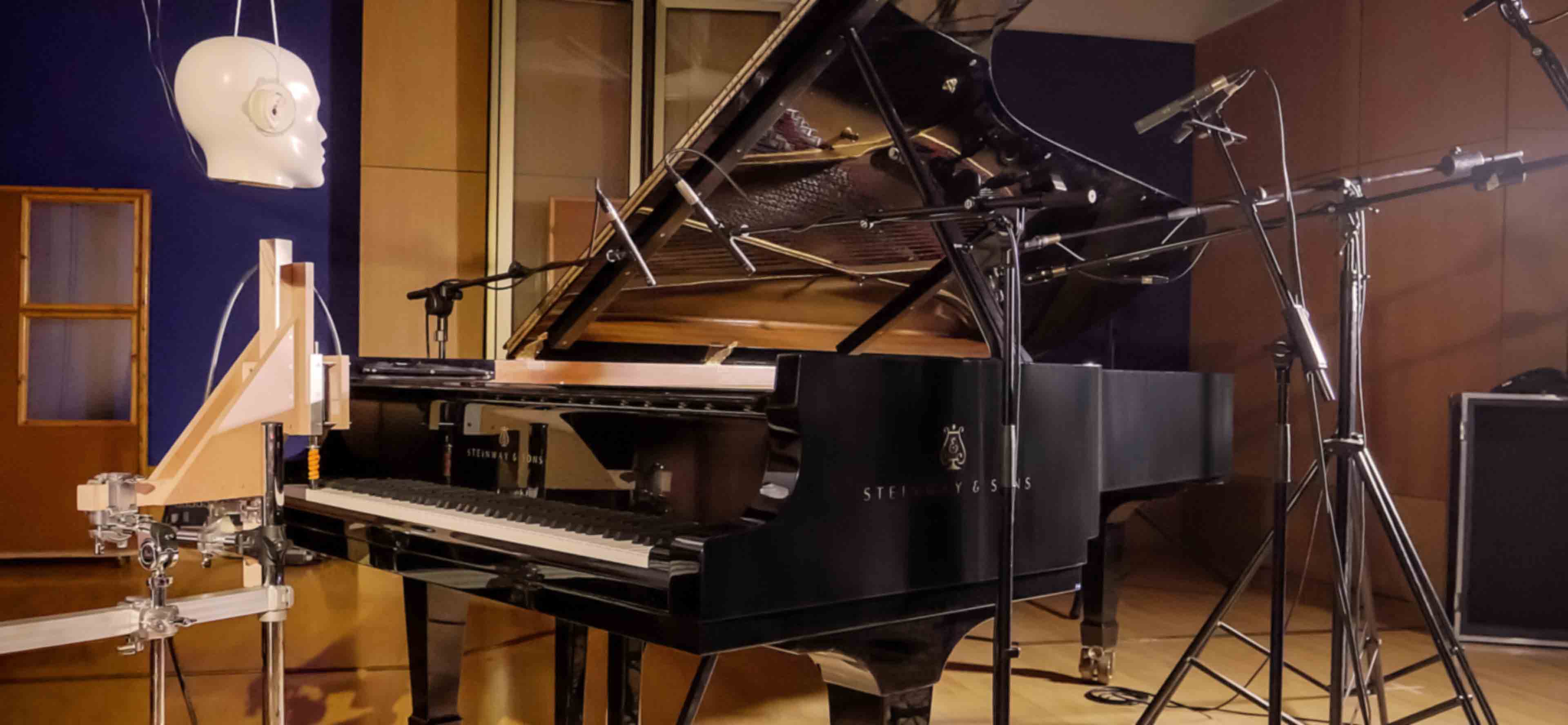 Robot-assisted sampling of a Steinway & Sons piano
