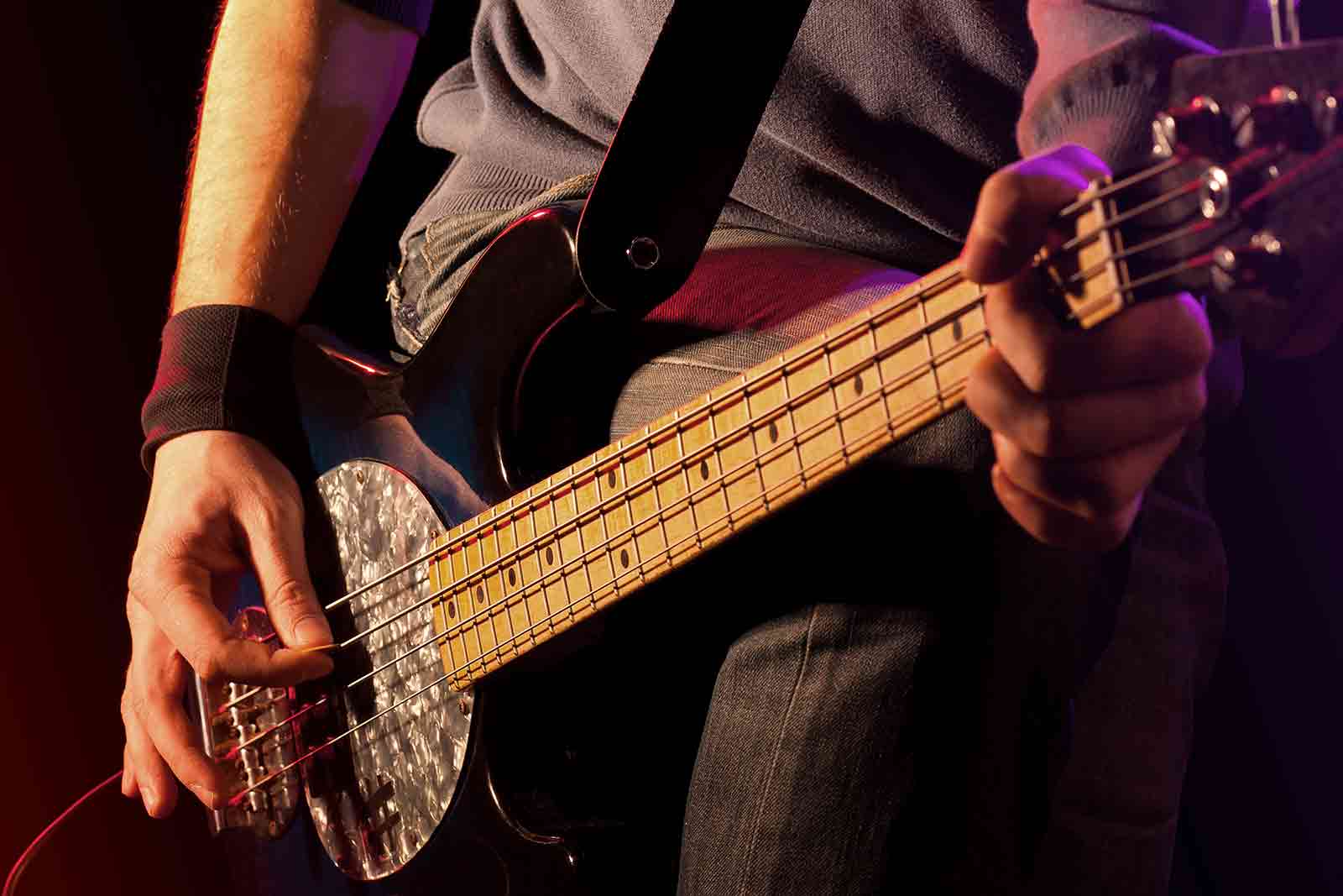 BAss player