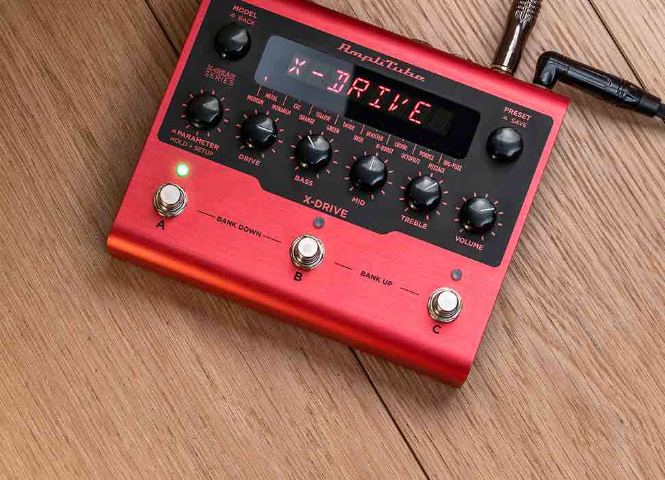 AmpliTube X-GEAR X-DRIVE distortion pedal